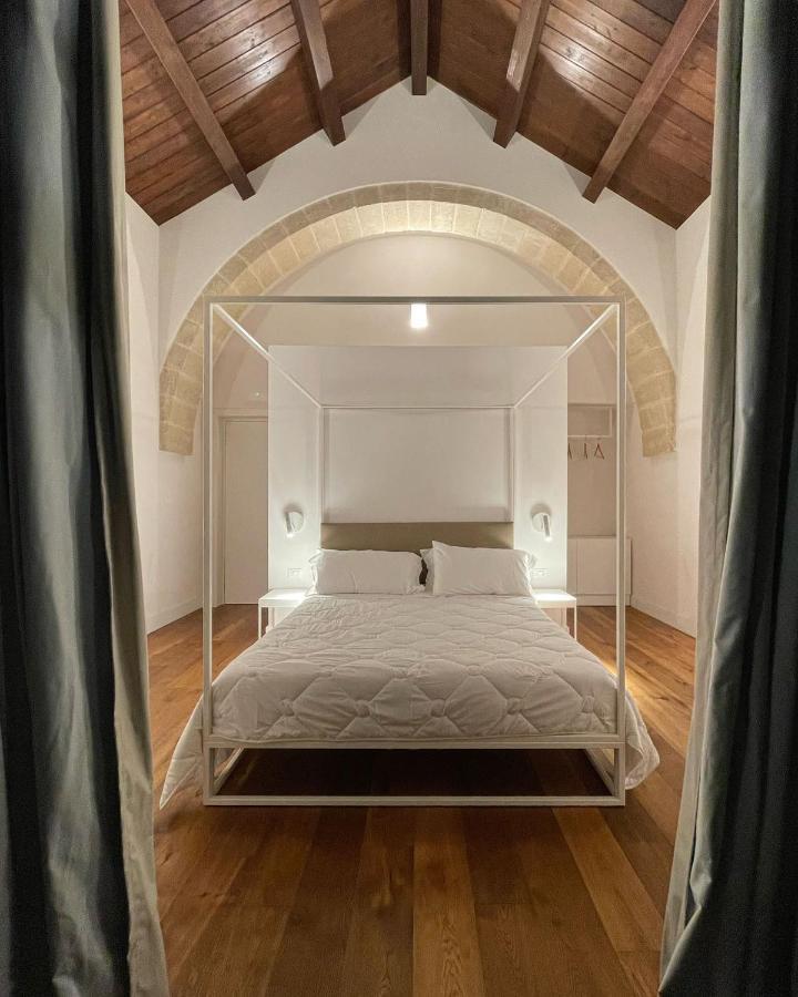 Hotel Saraceno Al Faro Таранто Екстер'єр фото