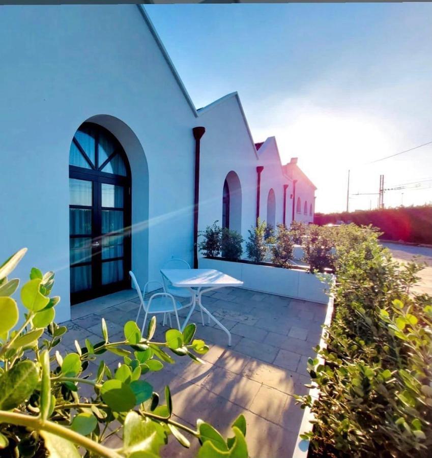Hotel Saraceno Al Faro Таранто Екстер'єр фото