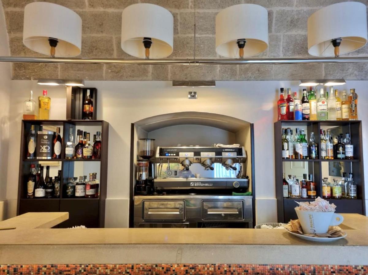 Hotel Saraceno Al Faro Таранто Екстер'єр фото