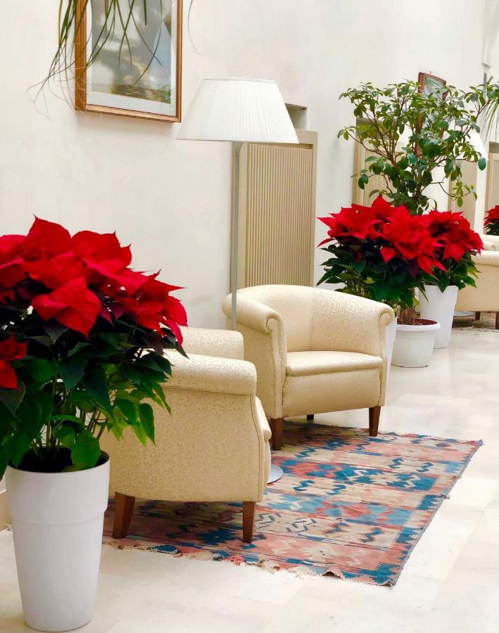Hotel Saraceno Al Faro Таранто Екстер'єр фото