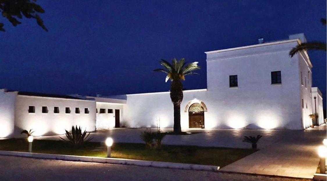 Hotel Saraceno Al Faro Таранто Екстер'єр фото