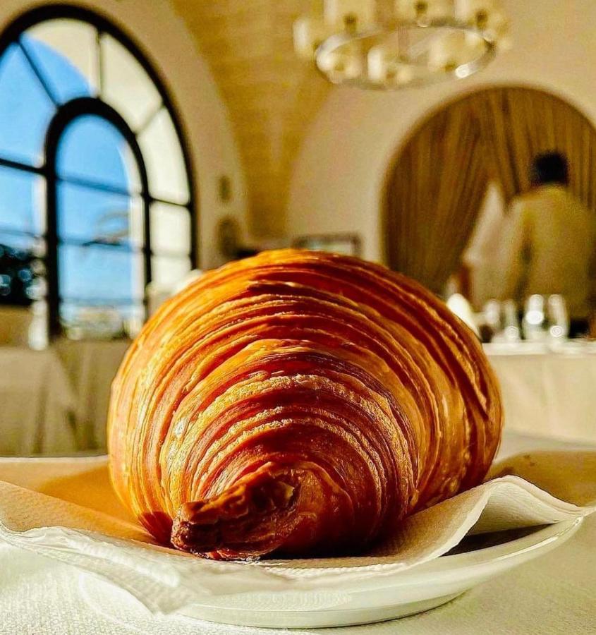 Hotel Saraceno Al Faro Таранто Екстер'єр фото