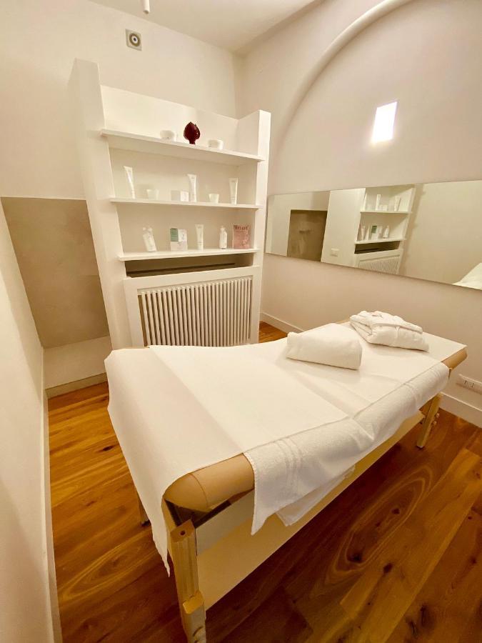 Hotel Saraceno Al Faro Таранто Екстер'єр фото