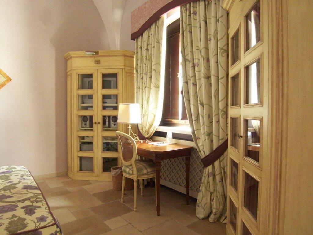 Hotel Saraceno Al Faro Таранто Номер фото