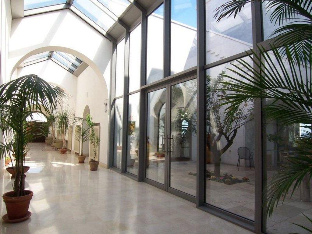 Hotel Saraceno Al Faro Таранто Екстер'єр фото