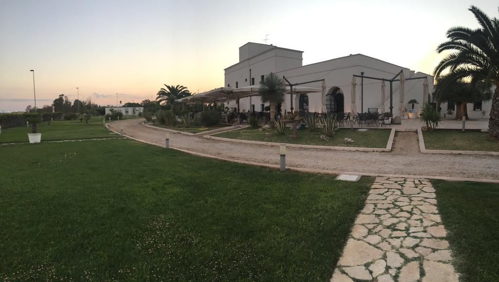 Hotel Saraceno Al Faro Таранто Екстер'єр фото